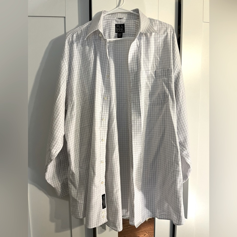 Travelers Edition JoS. A. Bank Dress Shirt 17.5x 34